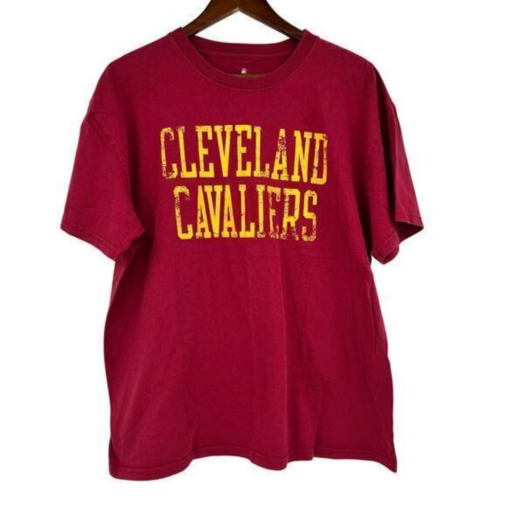 Fanatics Cleveland Cavaliers bball short sleeve red t-shirt men unisex size XL